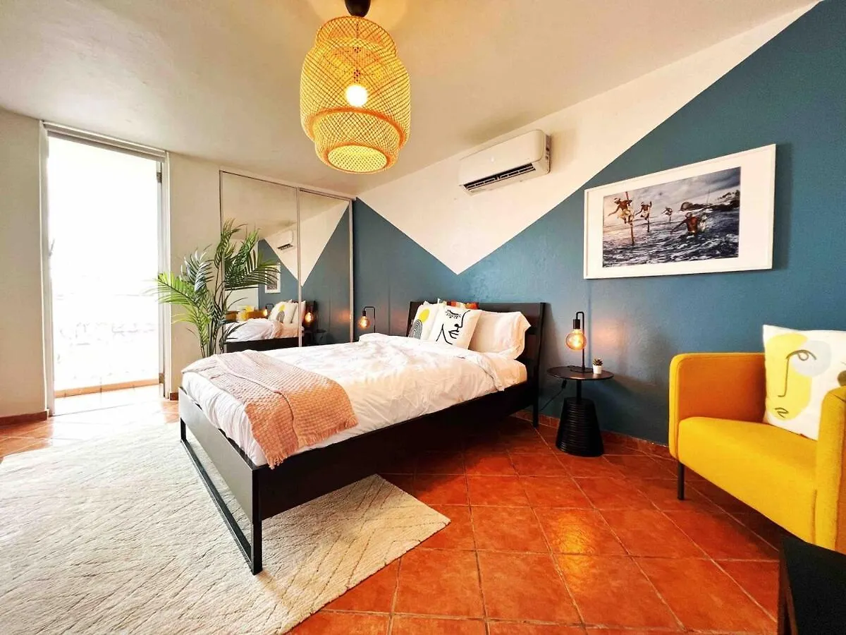 Apartment Spacious 2Br In San Juan W Parking Walk To Beach! Puerto Rico